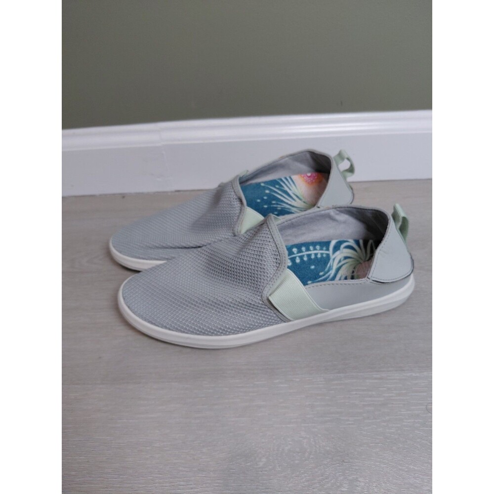 OluKai  Hale’Iwa  Gray Round Toe Slip On Shoes Women Size 9